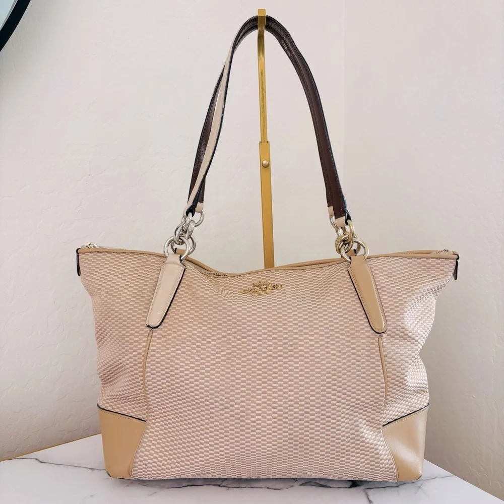Coach Ava Legacy Print Beige Tan Women's Tote Bag F28467‎